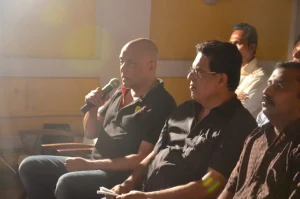 Armando Gonsalves throws in his question