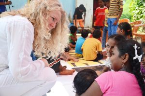 Author Kirsty Murray interacting with kids