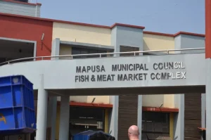 Chefs at the Mapusa market