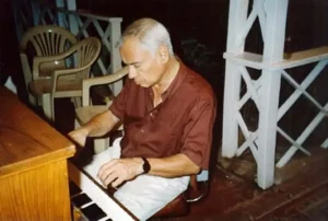 Pianist George Fernandes