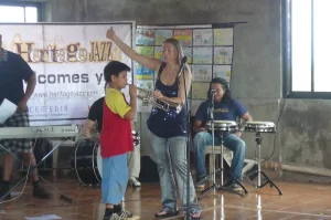 Look at the delight on Saskia_s face, to see this young boy blow the trumpet. Amazing!