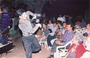 Mime artiste performes for the audience