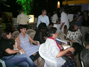 Relaxed audience at the interval!