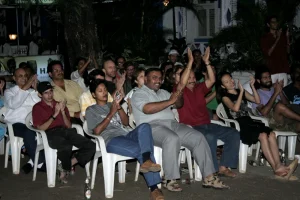 Section of the appreciative crowd!