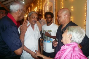 Striking the right chords, meeting the right people, that was Manohar at that time. We wish he can put his promises to action, and keep the ordinary people of Goa happy!