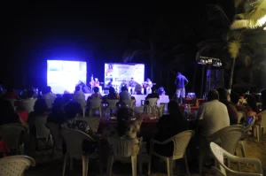 This event at Zee Bop brought a completely different crowd to the venue__