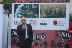 Armando at the Karmaveer Award Ceremony